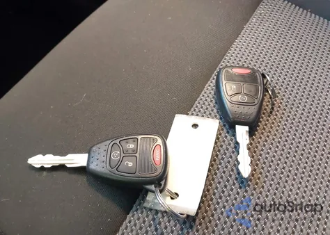 2012 Jeep Compass Latitude из США, поврежденный, VIN 1C4NJCEB4CD677659